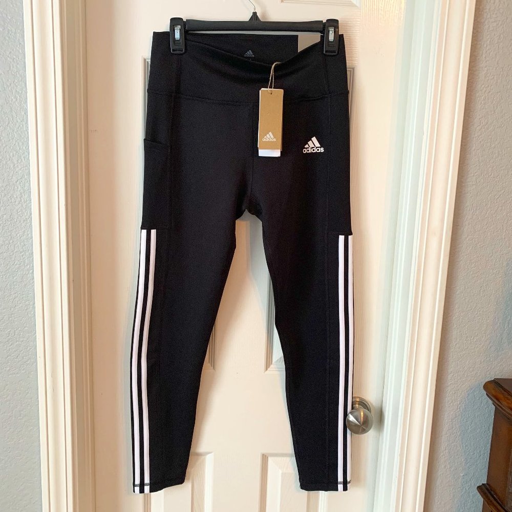Size Medium,  Ladies 7/8 length Adidas leggings NWT